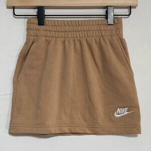 NWT Nike Kids Sportswear Club Fleece Skirt Tan Brown HQ9432-200‎ Size XS 6/7
